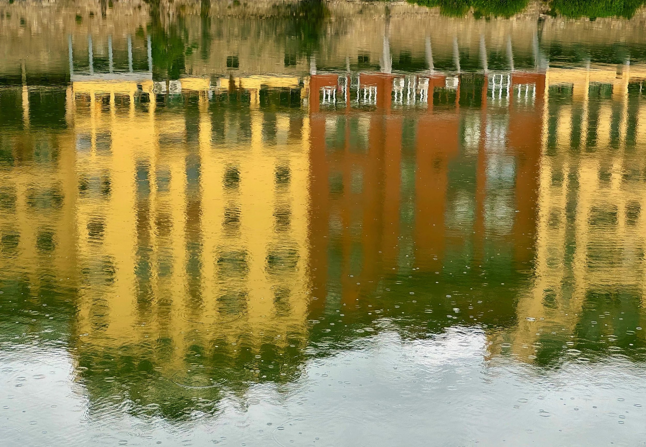 Reflections in the Arno